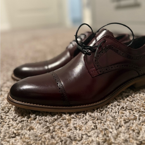 Stacy Adams Burgundy Oxford Shoes - Picture 7 of 15